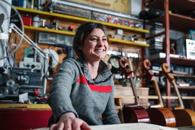 Ester Passiatore, Liutaia di Bari: l'arte scolpita nel legno